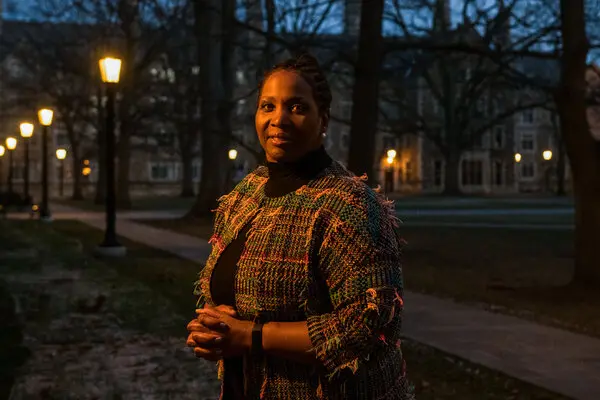 Supreme Court Allows Lisa Cook to Remain at Fed, for Now Supreme Court Allows Lisa Cook to Remain at Fed, for Now